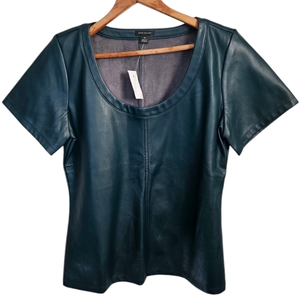 Ann Taylor Faux Leather Short Sleeve Top, size XS